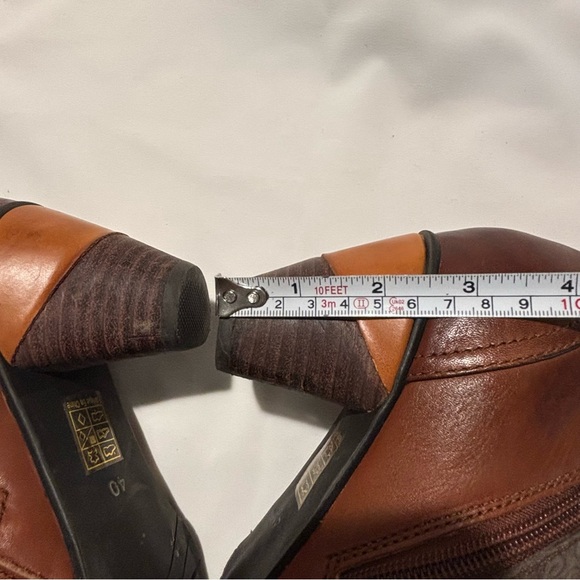 L’ARTISTE Sz 40 Heel Booties Steampunk Vibes Leather Suede Ruched Shaft Buttons - Picture 7 of 14